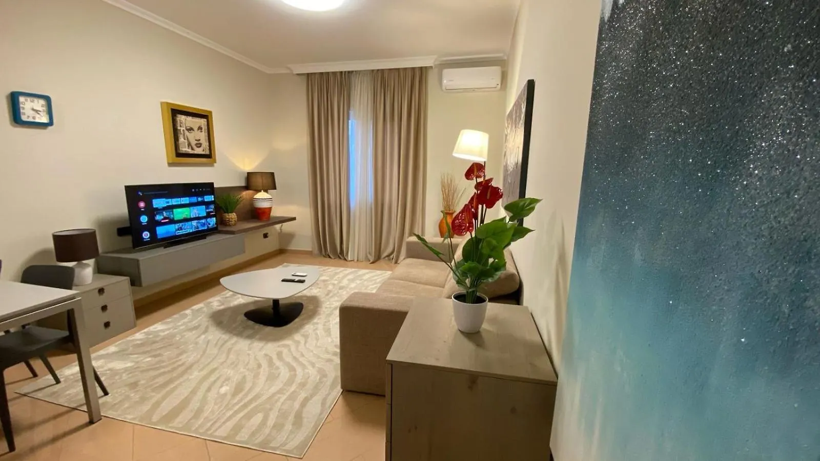 Villa Chaplin Tirana